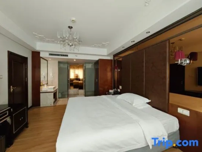 Twin Family Suite