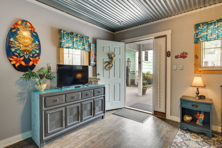 1 Mi To Ocean Isle Beach! Studio W/ Outdoor Oasis - Ocean Isle Beach, NC