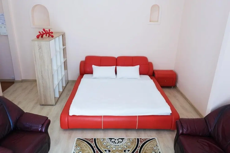 1 Bedroom Apartment with balcony