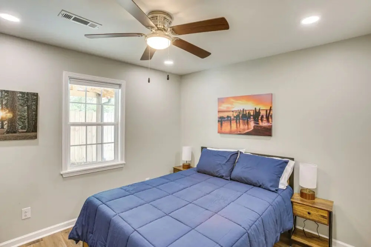 1/2 Mi to Kentucky Downs: Franklin Home w/ Patio!