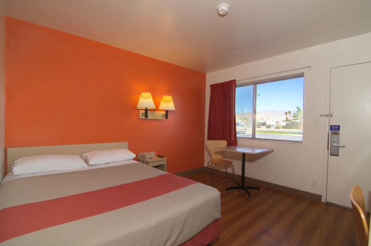 Motel 6 Indio, CA - Palm Springs