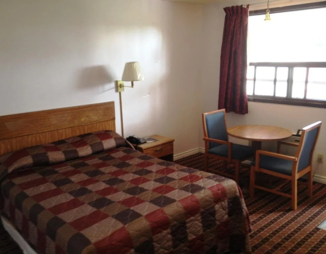 Canadas Best Value Inn