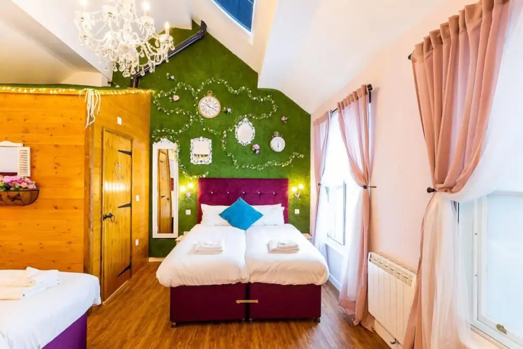 Honeypot House