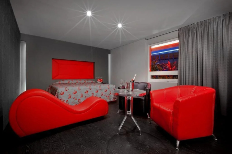 Eurosuites Motel