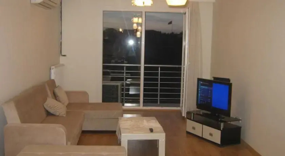 Mall City Residence