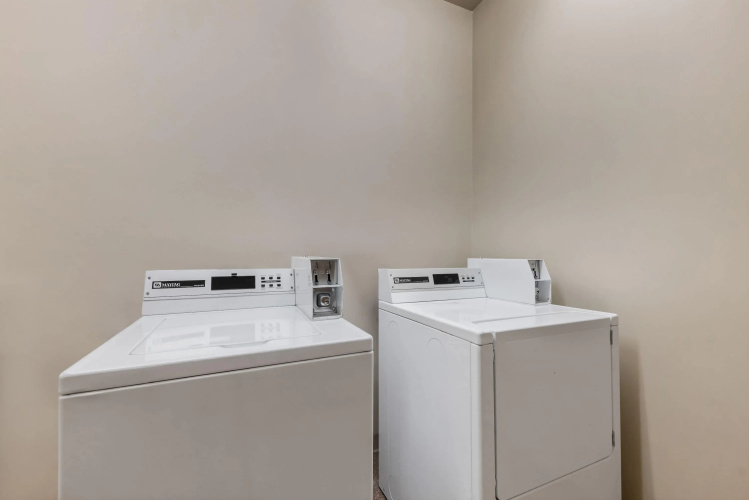 Days Inn by Wyndham Thunder Bay North photo 8