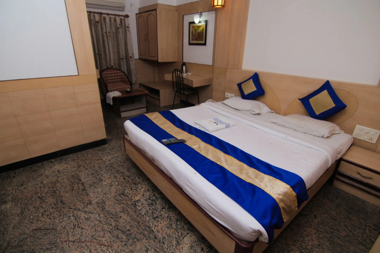 Maple Tree Hotels
