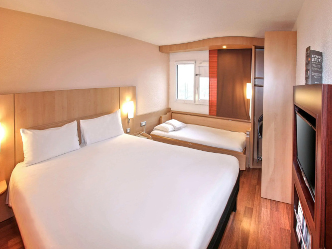 ibis Poitiers Sud