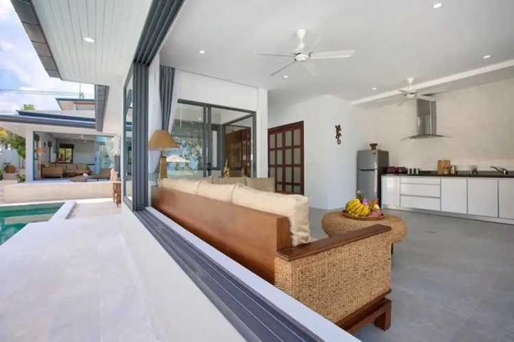 7 Bed Beautiful Beach Front Villa