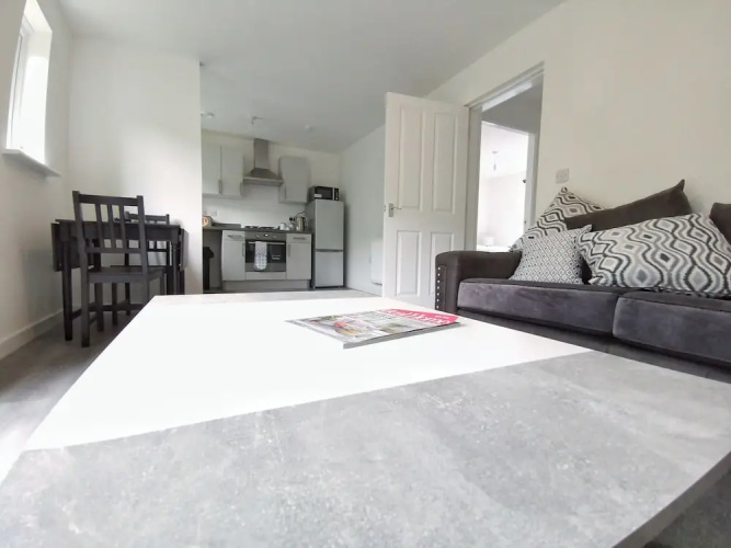Hayes Apartment
