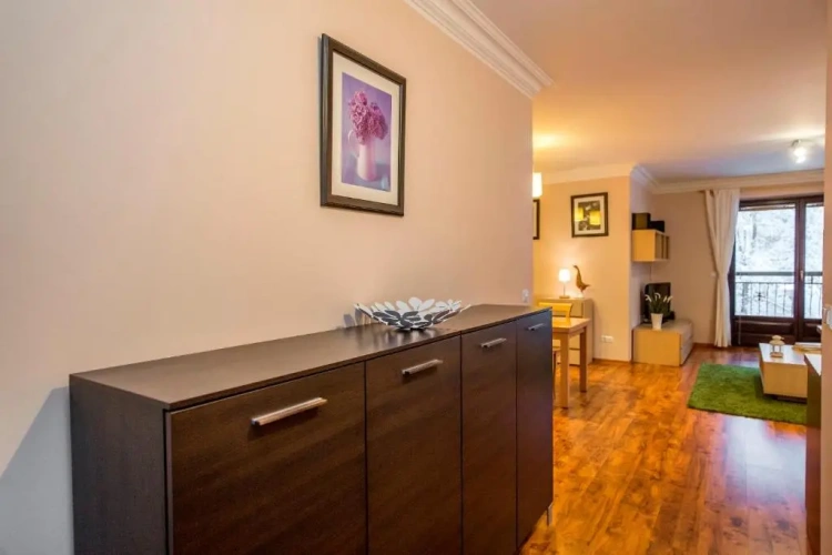 1 Bedroom Apartment with balcony