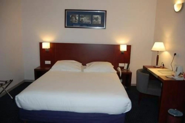 Plessis Parc Hotel
