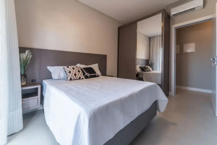 864 - Aluguel Apartamento em Bombinhas
