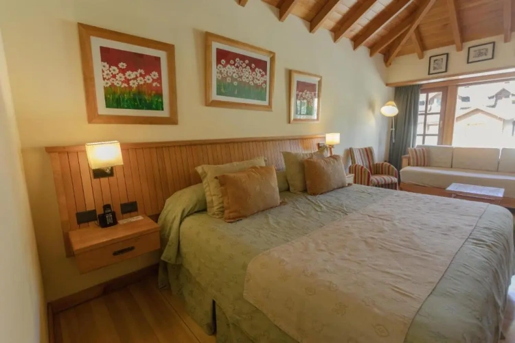 Superior Triple room