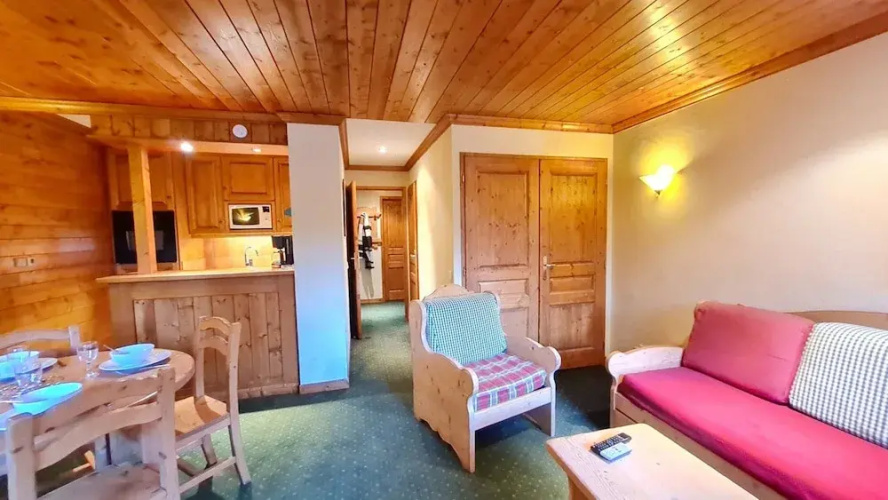 Cozy Mountain Stay for 4 Guests