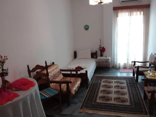 Tinos Evelina