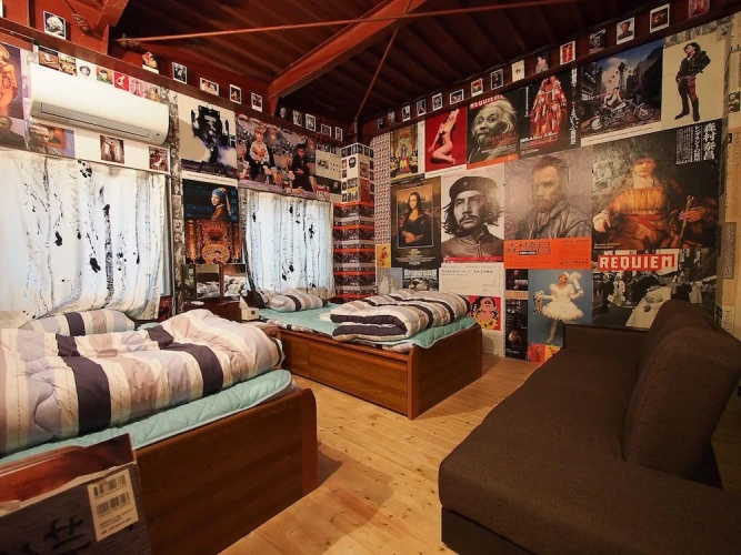 Standard Triple room