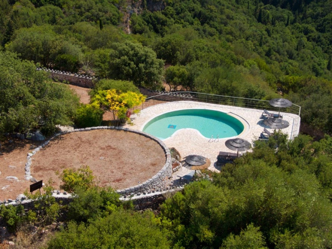 Aloni Stone Cottages