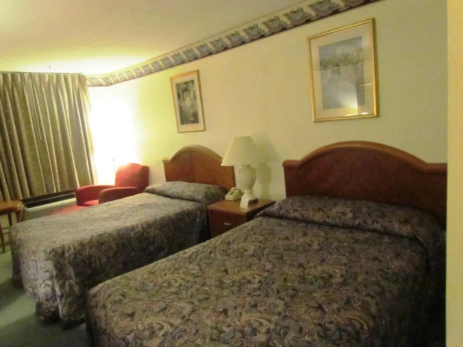 Lighthouse Inn Motel