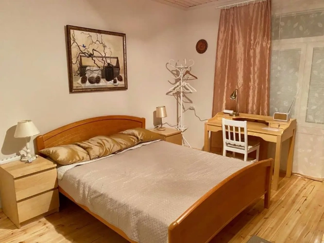 3 Bedrooms Apartment