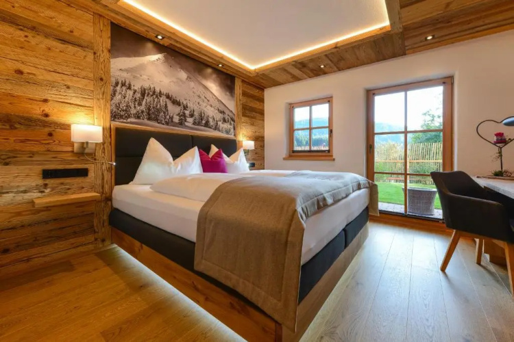 Gams Lodge