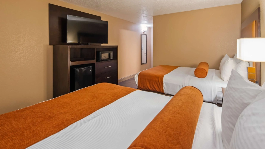 Standard Quadruple room