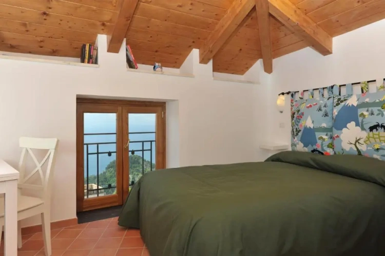 Economy Double room with view