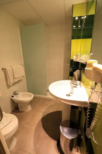 Standard Triple room with balcony