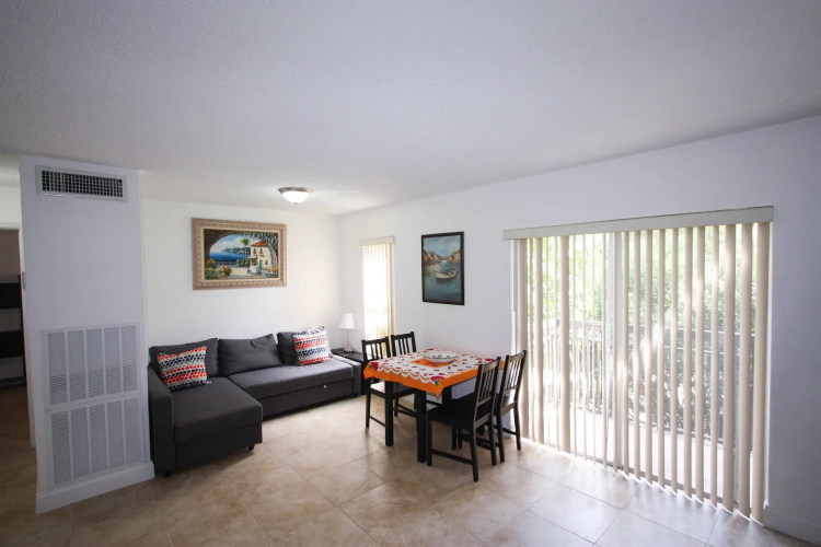 Sunny Isles Apartments by MiaRentals