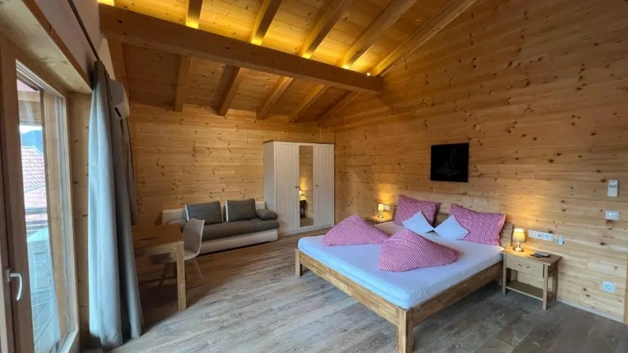 4 Bedrooms Grand Chalet