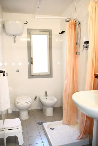 2 Bedrooms Standard Triple room