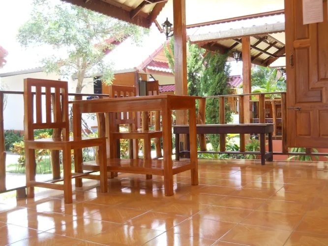 Bungalow with balcony
