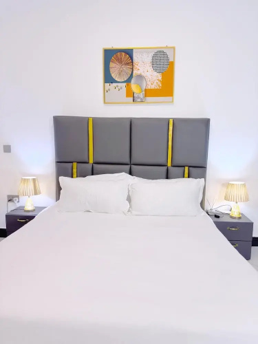 B&S Luxe Living