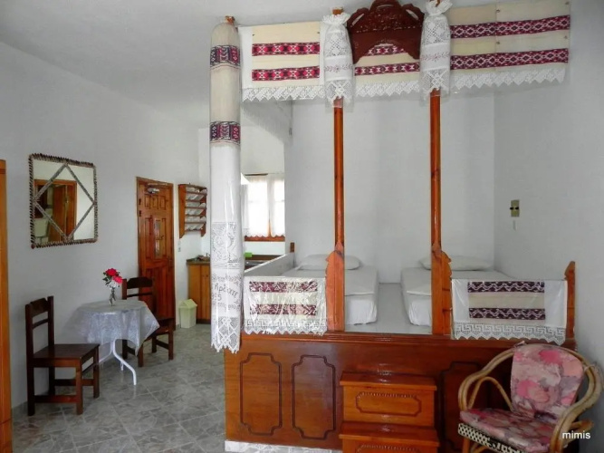 Mihalis Studios