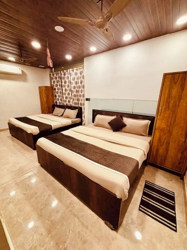 Standard Family room