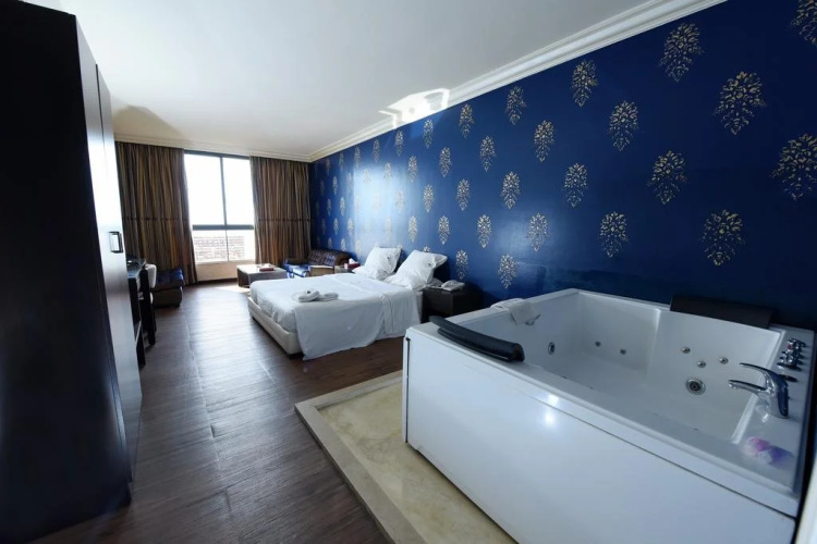 Marbella Hotel