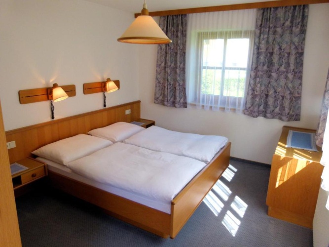 1 Bedroom Apartment with balcony