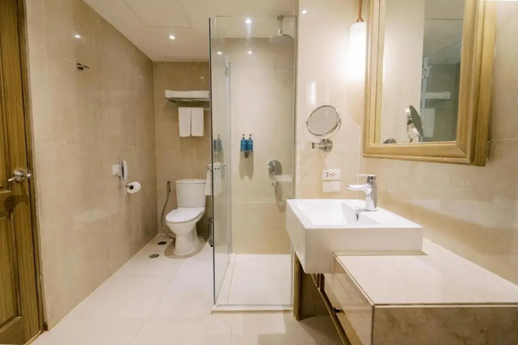 MCollection - Scenic Tagaytay Getaway with Taal Views
