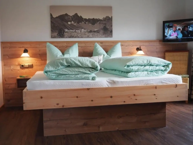 Apartment with mountain view
