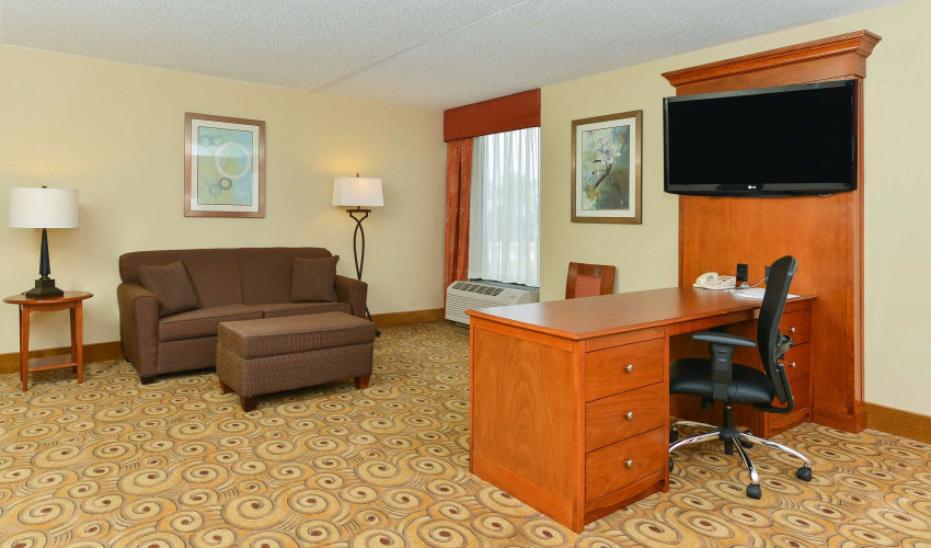 Hampton Inn Chicago-Carol Stream