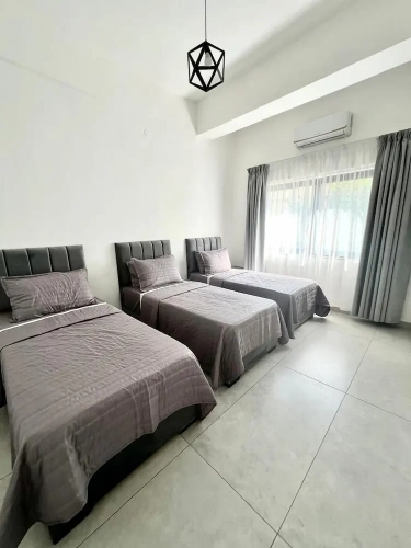 Standard Triple room with balcony