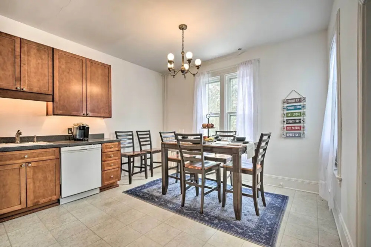 Spacious Getaway: 7 Mi to Whitetail Slopes!