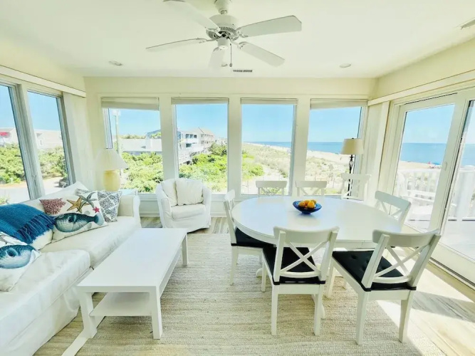 Collins Avenue 4