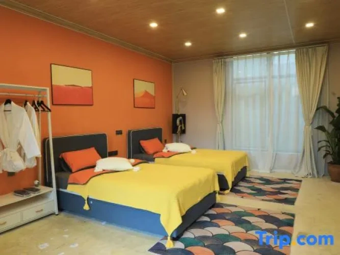 Deluxe room with garden view
