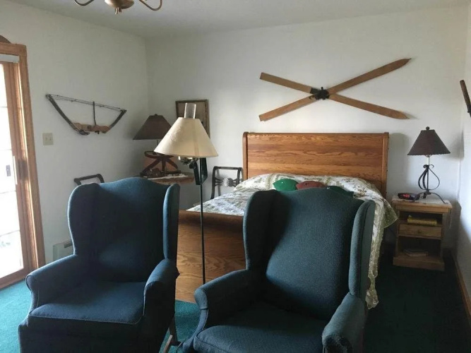 Lakeside Bed & Breakfast