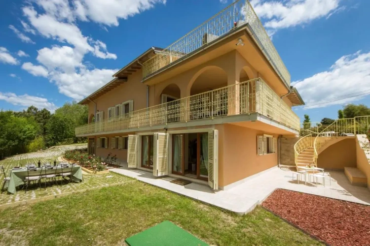 Villa
