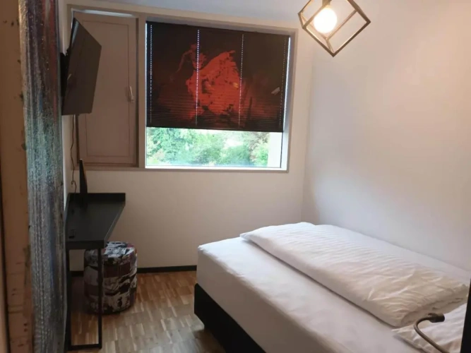 Single room with backyard view