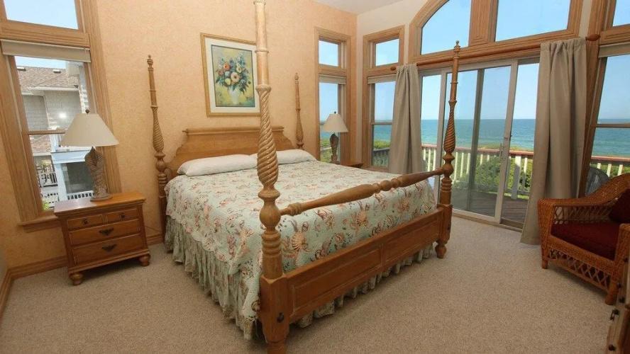 Atlantis - 7 Br Home
