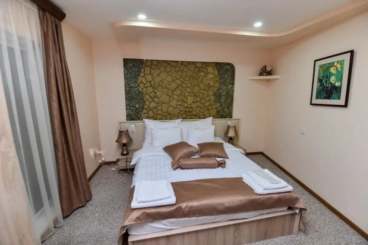 Classic Double room with mountain view