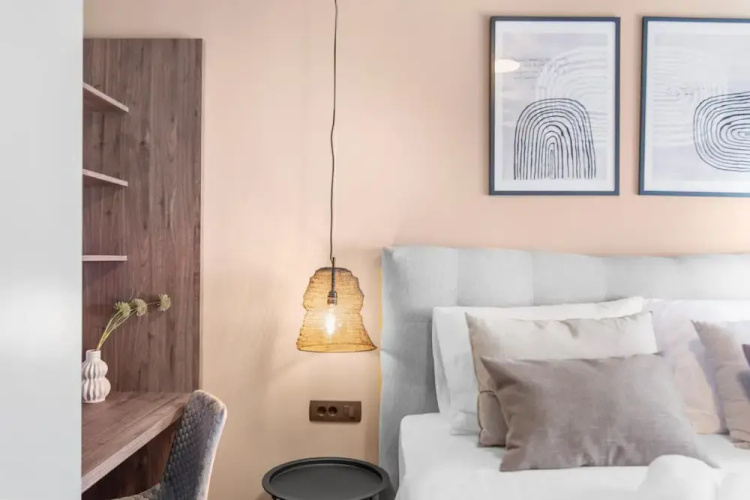 Apartment in Pula With Sea View and Bubble Bath